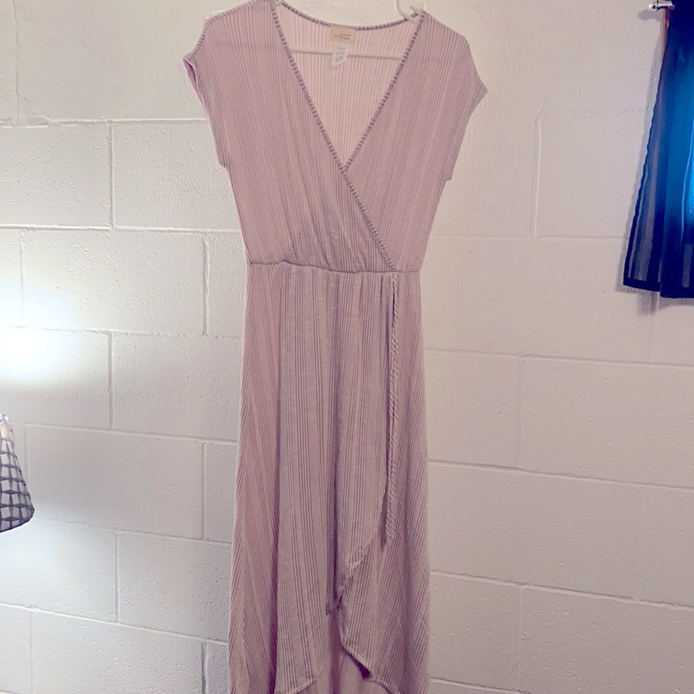 Caution to the Wind Lavender & White dress Sz M